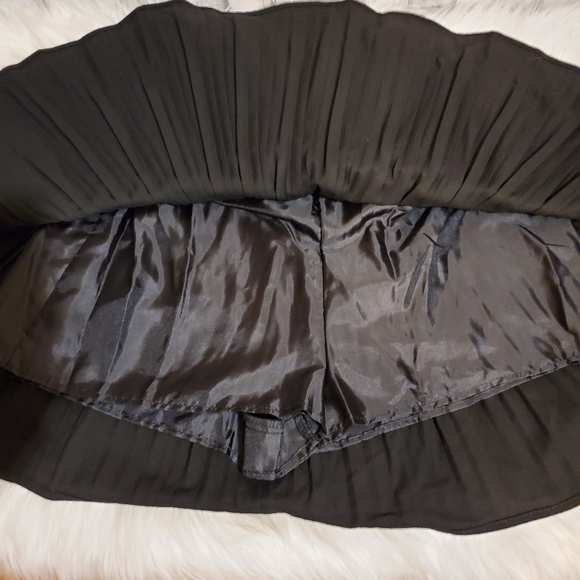 Zara Black Pleated Mini Skirt Host pick!!!! - Picture 13 of 16